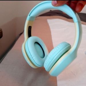 Wireless Bluetooth Headphones